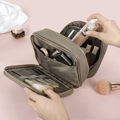 Spillproof Interiors Cosmetic Makeup Bags Waterproof PU Leather Nylon Lining